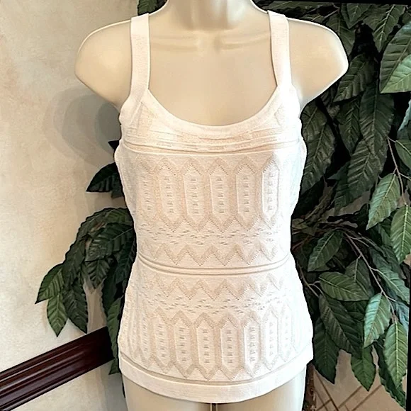 WHBM CREAM SWEATER TANK - Picture 2 of 8